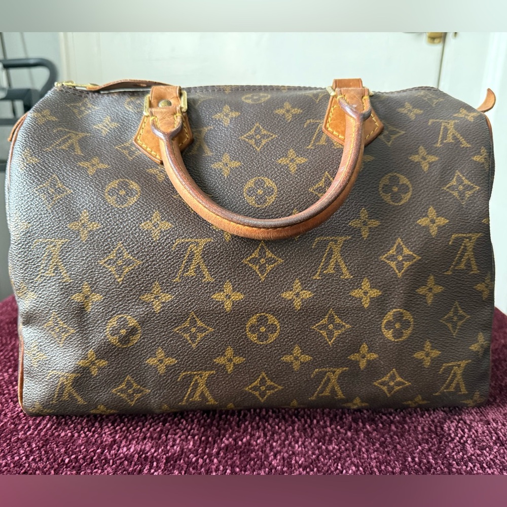 Louis Vuitton Monogram Speedy 30